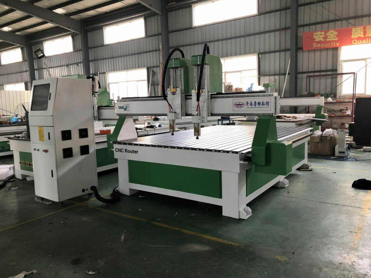 木工雕刻機操作規(guī)范 木工雕刻機操作規(guī)范