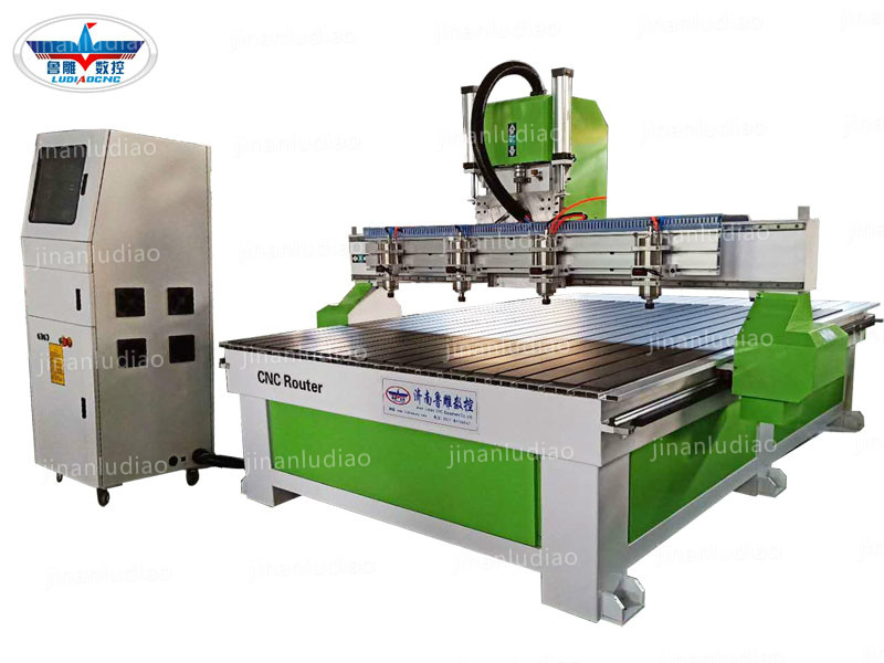 LD-1530一拖四浮雕雕刻機 LD-1530一拖四浮雕雕刻機