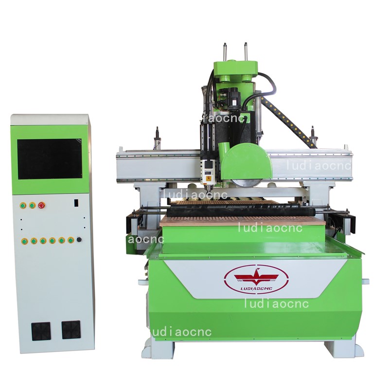 自動上下料數控開料機