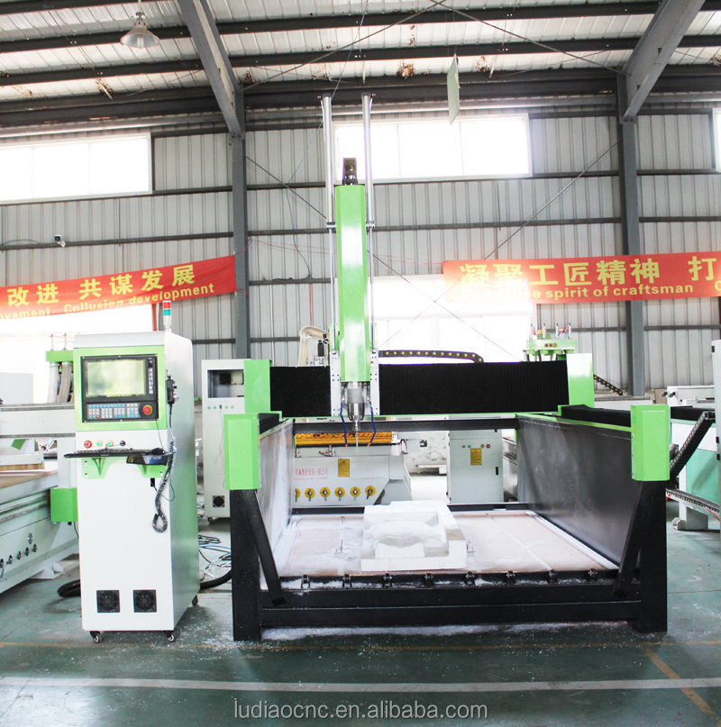 LD1325木模雕刻機 LD1325木模雕刻機